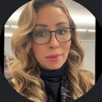 Stacey Blackman's Instagram, Twitter & Facebook