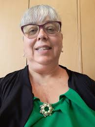 Here are these wonderful 9ct rose gold and enamel “Order of the Eastern  Star” Masonic Freemason brooches. They are both in excellent condition  although a little pointy if you're not careful! 🥹 |