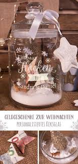 Personalisierte Geldgeschenke Zu Weihnachten Ein Paar Flocken Im Keks Weihnachtlich Verpackt Geldgeschenke Zu Weihnachten Personalisierte Weihnachtsgeschenke