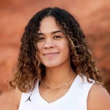 Mckenna Barlow's Instagram, Twitter & Facebook