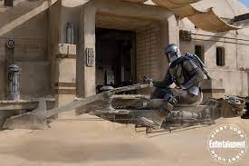 The Mandalorian Exclusive An Inside Look At Season 2 Mandalorian Star Wars Star Wars Universe