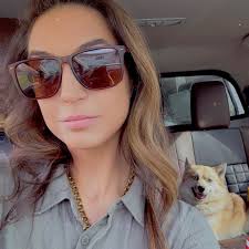 Anyone recommend a good tattoo artist in the area?