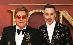 English singer, songwriter, pianist, and composer. Elton John Ehemann David Furnish Kam Mit Dem Ruhm Nicht Zurecht