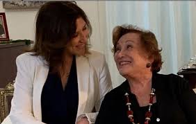 Rotkiewicz interviews author beth caruso. Beth Goulart Se Emociona Te Amo Mae Ate A Eternidade O Fuxico