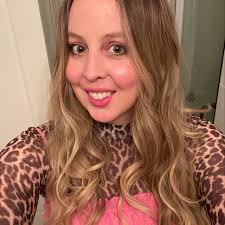 Deirdre Devlin (@the_devlin_herself) • Threads, Say more