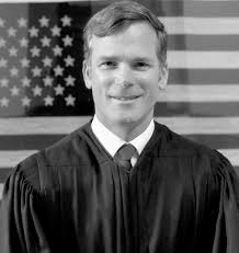 Economics: From Classroom to Courtroom Fifteenth Meeting of the American  College of Business Court Judges