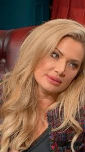 Janelle Pierzina (@janellepierzina) • Instagram photos and videos