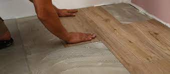 Because your laminate is glued directly to the subfloor, it makes it less likely for the laminate floors which have been installed without glue also tend to sound more hollow when walked on than floors which are glued down. Gluedown Vs Click Luxury Vinyl Flooring Which One Should You Choose