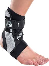 Top 10 Best Ankle Braces For Basketball And Running In 2020 Ankle Braces Ankle Support Supports Braces