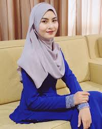 Wawa softlens by wawa zainal & aeril zafrel. Nur Falahi Zainal Nazeri 23 Nama Sebenar Selebriti Malaysia Yang Mungkin Korang Tak Nurus Saadah Binti Abd Razak Dwisioo