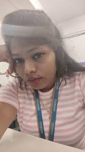 Anne Mele's Instagram, Twitter & Facebook