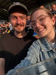 Dr Beth (@_bethology) • Instagram photos and videos