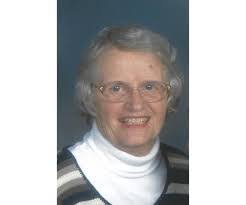 Laura Behling's Instagram, Twitter & Facebook