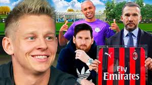 Защитник сборной украины александр зинченко назвал выход команды в четвертьфинал чемпионата европы по футболу историческим достижением. Shevchenko Messi Fernandino Zinchenko Rasskazal O 5 Igrokah Povliyavshih Na Nego Bolshe Vsego á‰ Ua Futbol