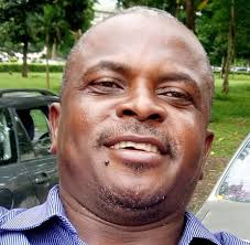 Happy birthday to american singers and actress