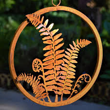 R220 Fern Ring Elegant Garden Design