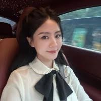 400+ "Edwina `" profiles