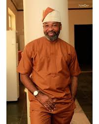 Yemi is married to hannah marsh solade, a woman he met while on the set of wale adenuga's super story. Fcq2eumornfmrm