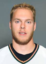 Player photos for the 2007-08 U. of Vermont at hockeydb.com