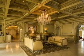 Deco design küchen design interior design design ideas bar designs wood ceilings coffered ceilings tray ceilings plank ceiling. For Ceilings What A Difference A Foot Makes Wsj