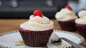 Top these classic red velvet cupcakes with a tangy cream cheese frosting and serve them at your next birthday party or backyard potluck. Strawberry Red Velvet Cupcake With Cream Cheese Frosting Made From Archana S Kitchen Eggless Strawberry Velvet Cake Mix By Archana S Kitchen