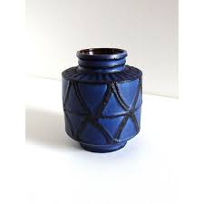 Vase Ceramique Vintage West Germany Annees 60 Bleu Fonce Et Noir 33 Liked On Polyvore Featuring Home Home Deco Vintage Art Deco Blue Ceramics Vintage