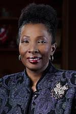 Sandra Bibb's Instagram, Twitter & Facebook