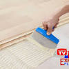 Always use a pva type ii glue when gluing laminate flooring planks. 1