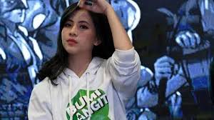 Jun 16, 2021 · angga dipertemukan lagi dengan adhisty zara dalam film remaja mariposa. Sukses Film Dilan Dan Dua Garis Biru Hingga Box Office Adhisty Zara Kembali Bintangi Film Mariposa Warta Kota