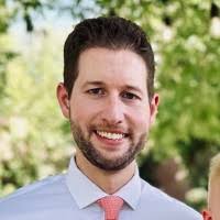 90+ profilů „Thiessen“