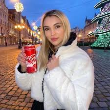 Natalia kurowska, błażej karczmarczyk mix/mastering: Natsu Natalia Karczmarczyk Zdjecia I Filmy Na Instagramie In 2021 Natsu Natalia Instagram