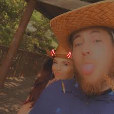 Who can help with home improvement projects such as fence installation,  mold removal, and concrete leveling?