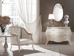 Letto matrimoniale in legno verniciato, camera in stile. Poltrona In Legno Massello Intagliata A Mano Idfdesign