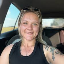 How much money does the tooth fairy leave?