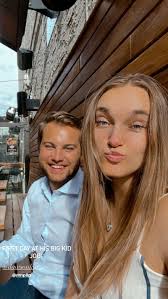 Amanda Puetz's Instagram, Twitter & Facebook