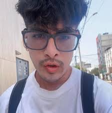 Mercados Móviles llega a tu distrito! 🥦🌽 💁‍♂️ Lleva a tu casa los  mejores productos con precios al por mayor. 🗓Revisa el cronograma y  recuerda que al visitarnos debes usar correctamente la