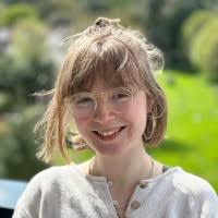 30+ "Olivia Wallis" profiles