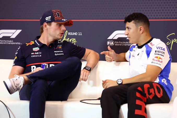Hadjar sets the bar very high for his first benchmark against Verstappen