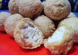 Jul 01, 2021 · panaskan minyak, tumis bawang merah dan putih hingga harum, lalu masukkan cabe, tumis sebentar, masukkan bakso dan tahu, aduk rata setelah itu masukkan sawi putih, tumis, terakhir beri tambahan air dan bumbu, garam dan kaldu bubuk, tes rasa, masak hingga matang, angkat dan sajikan Resep Tahu Bulat Cryspi Aneka Olahan Tahu Putih Oleh Diah Annie Cph Cookpad