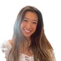 Leanna Monroe's Instagram, Twitter & Facebook