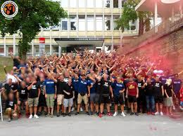 Latest sturm graz news from goal.com, including transfer updates, rumours, results, scores and player interviews. Ultras World Grazer Ak Vs Sturm Graz Ii 03 08 2018 3rd Facebook