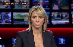 Chi è la conduttrice morning news e giornalista del tg5please subscribe: Simona Branchetti Giornalista Tg5