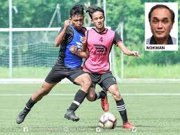 Komisi pemilihan umum (kpu) diminta agar gencar dalam melakukan sosialisasi, khususnya untuk pemilih pemula yang masih bersekolah menjelang pelaksanaan pemilihan legislatif (pileg) pada bulan april 2019 mendatang. Klfa Perkasakan Skuad Pelapis Masa Depan