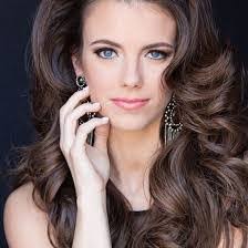 Kimberly Brasher's Instagram, Twitter & Facebook