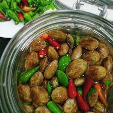 Tumislah bumbu halus, daun salam, daun jeruk, serta serai hingga wangi. Jeruk Petai Express Letak Air Garam Asam Gelugor Cili Padi