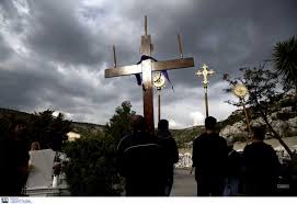 Σε ύφεση η μεγάλη φωτιά σε εγκαταλελειμμένο κτίριο στον πειραιά (βίντεο, φωτογραφίες). D86q6eumslvfhm
