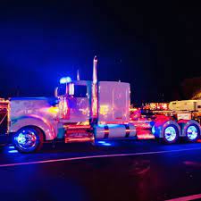 Pin By Fa B On I Lv Big Rigs Big Trucks Big Rig Trucks Kenworth Trucks