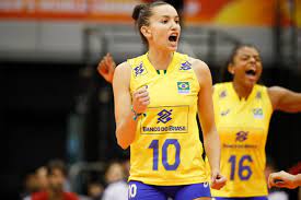 Entre os 12 nomes escolhidos, o comandante fez uma mescla entre atletas experientes e estreantes, como rosamaria, camila brait, macris, carol gattaz e outras. Melhor Do Volei Gabi Se Apresenta A Selecao E Destaca A Gente Sabe Que Vai Ter Que Trabalhar Demais