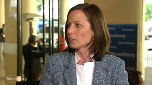 Nasdaq's ceo says they would potentially halt stock trading in cases of significant increases in the chatter on social media channels. this comes amid the ongoing gamestop stock phenomenon. Nasdaq Ceo Adena Friedman Says Investors Should Be Required To Disclose Short Positions Bloomberg Scoopnest