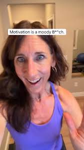 If you're “good” all day and then inhale the pantry at 3 PM… it's not a  willpower problem. ⁣ ⁣ Most women over 40 are under‑eating protein and  going too long between